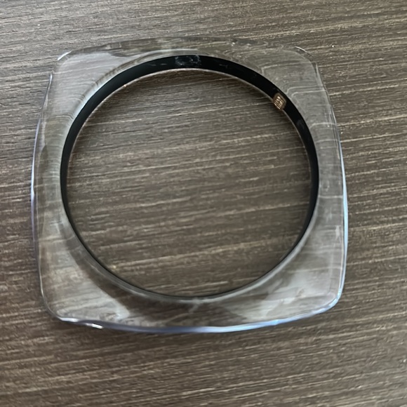 ALEXIS BITTAR Square Lucite® Bangle Bracelet - Picture 12 of 12